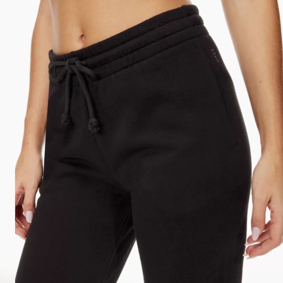 Aritzia TNA Sweatpants (XXS) - Picture 3 of 4